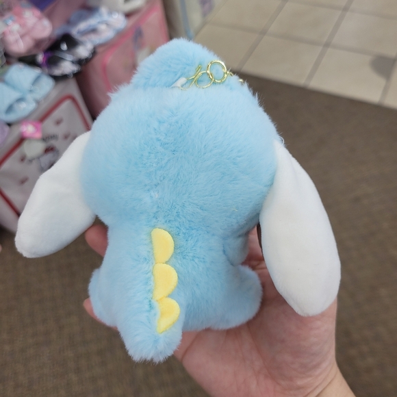 Brand New Cinnamoroll Dinosaur Outfit Plushies Keychain - Picture 2 of 8